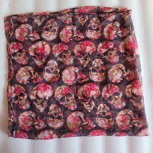 Pink skull scarf